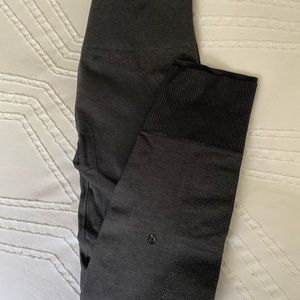 Lululemon Ebb to Street Pant - Dark Gray - Size 8